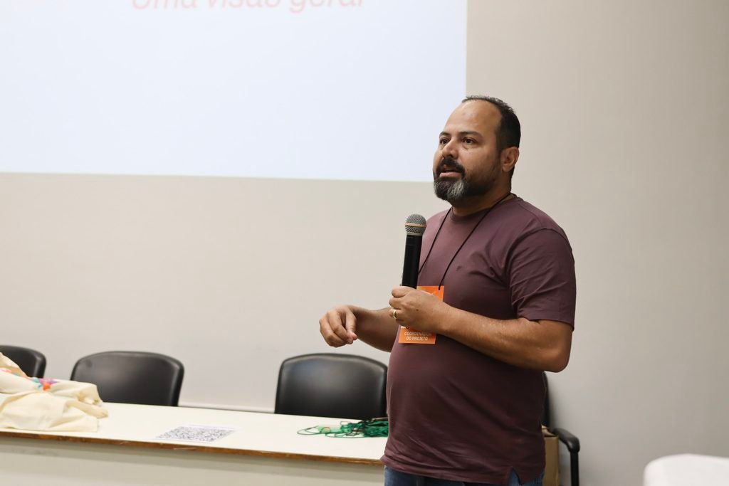 Carlos Eduardo, coordenador do projeto Sempre Alerta Anápolis, durante o Encontro Estadual do Juventude Solidária em Goiânia.